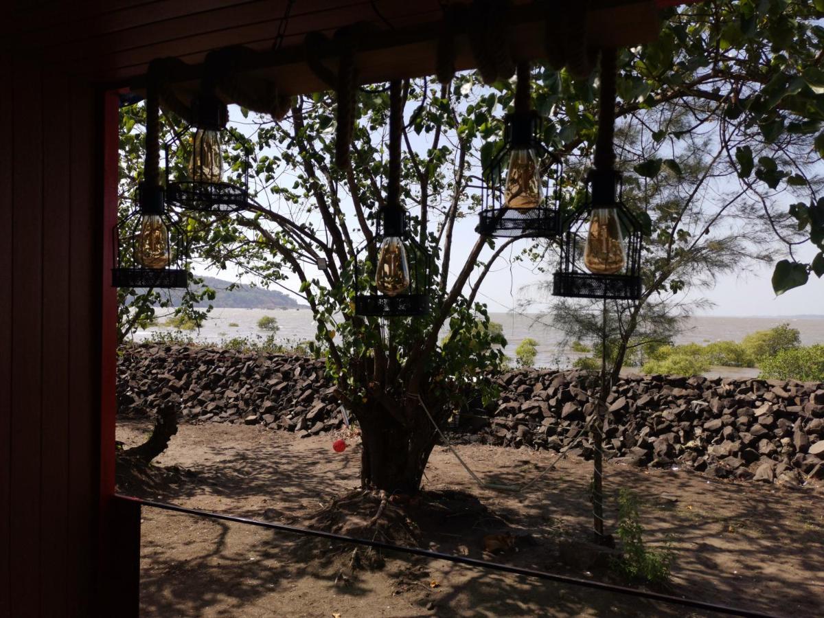 The Koasta Sea View Resort Korlai Extérieur photo