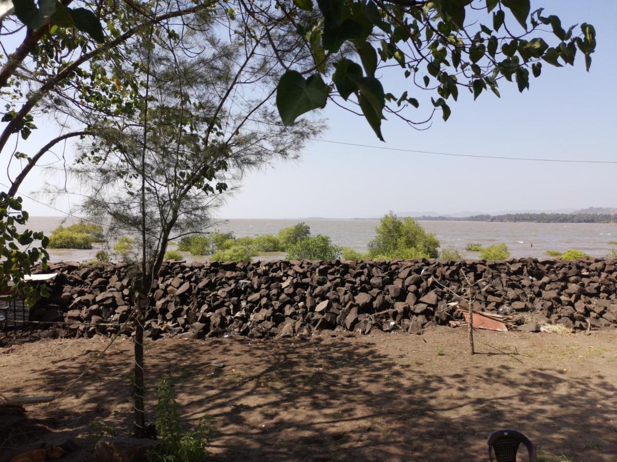 The Koasta Sea View Resort Korlai Extérieur photo